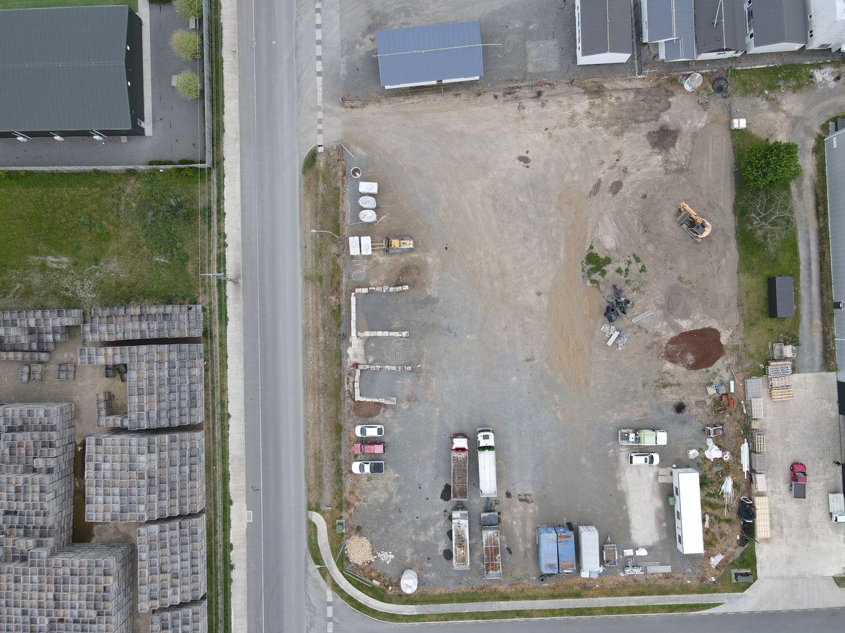 Need Yard Or Parking !