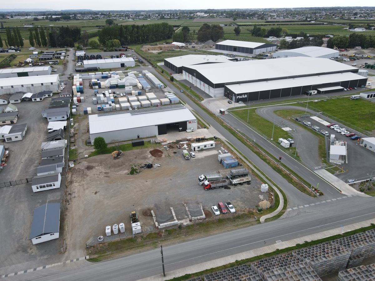 Need Yard Or Parking ! - Ansicht 3
