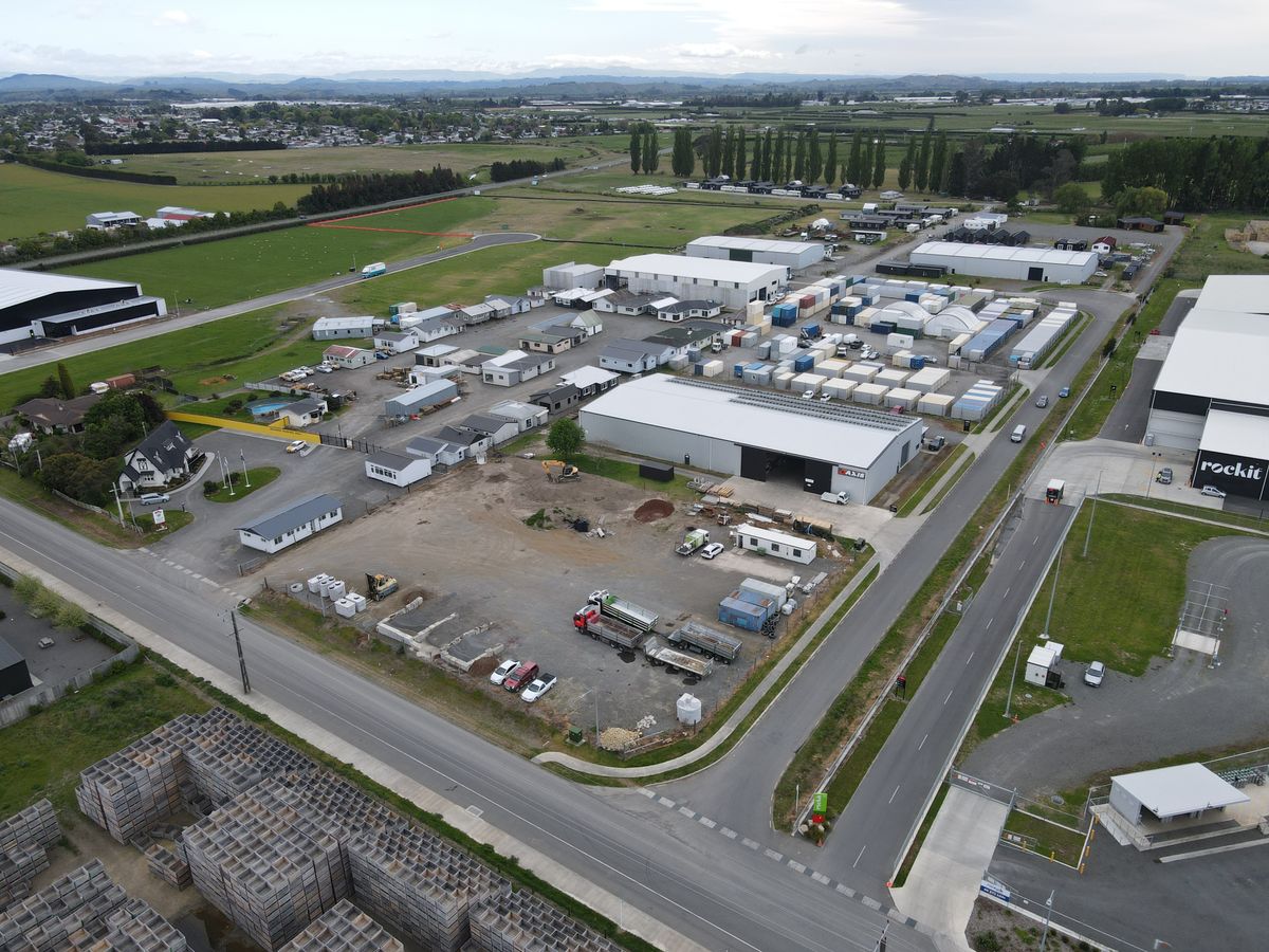 Need Yard Or Parking ! - Ansicht 4