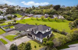 10 Fiordland Place, Aotea
