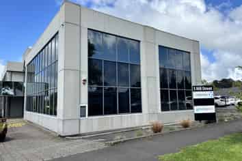 CBD fringe office space - Gross Lease