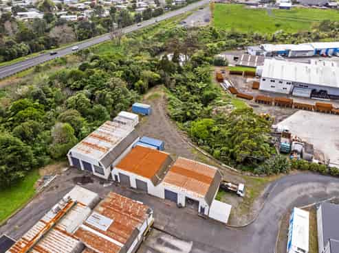 Multi-tenanted industrial with real upside