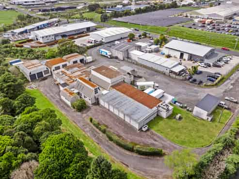 Multi-tenanted industrial with real upside