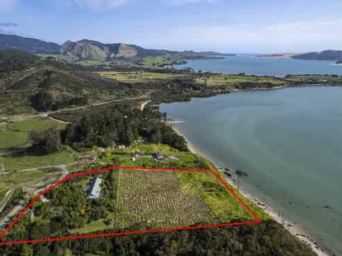 71 Waione Road, Opononi