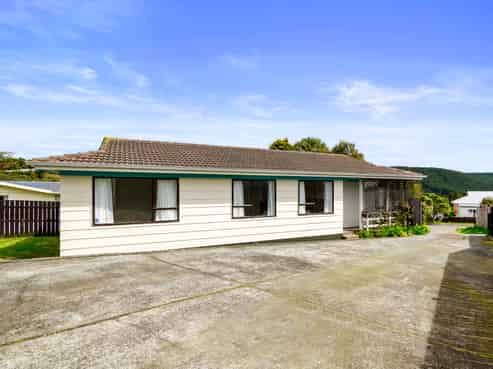19 Tobago Crescent, Grenada North
