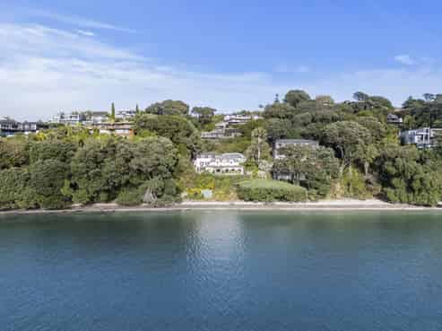 513 Riddell Road, Glendowie