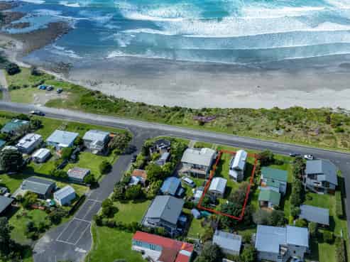 23 Judges Parade, Mahia