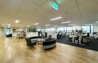 Panoramic Harbour Views