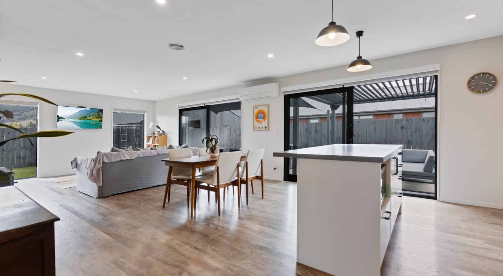 12 Swan Street, Lake Hawea, Wanaka For Sale realestate.co.nz