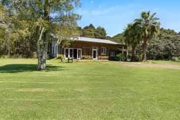 31 Waitorupai Way, Matapouri