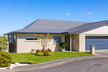 22/91 Mako Mako Road, LEVIN