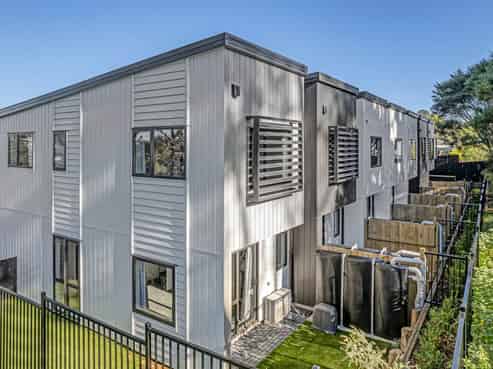 58 - 60 Kemp Road, Massey