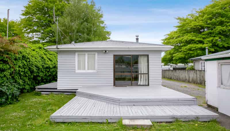 1/35 Te Rangitautahanga Road, Turangi