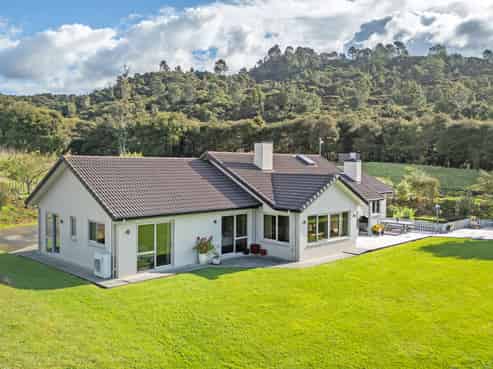 121 Fagan Lane, Whitianga