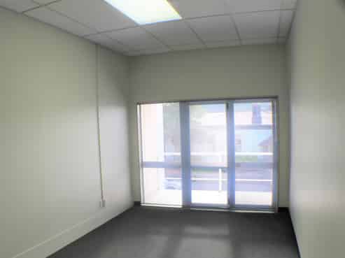 Quality Office Suite Close to the Square