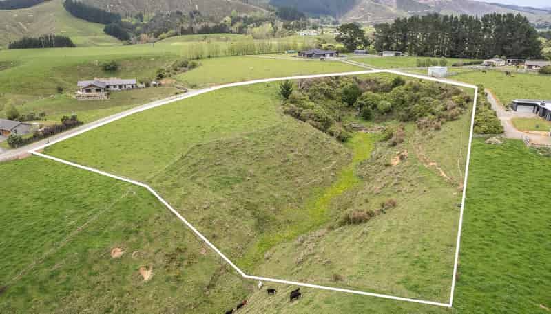 42 Serenity Lane, LEVIN