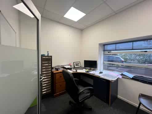 Single Office Space for Lease