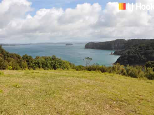 11 Edith Ridge Road, Kawau Island