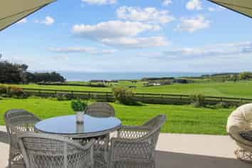 205 Clarks Beach Road, Clarks Beach