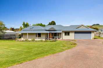 20 Paraekaretu Street, Hunterville