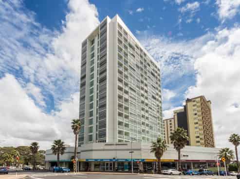 304/17 Amersham Way, Manukau