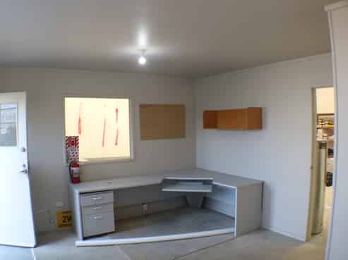 Affordable Handy Tremaine Avenue Premises