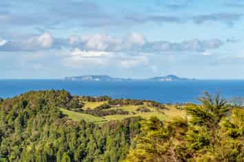 1738 Matapouri Road, Matapouri