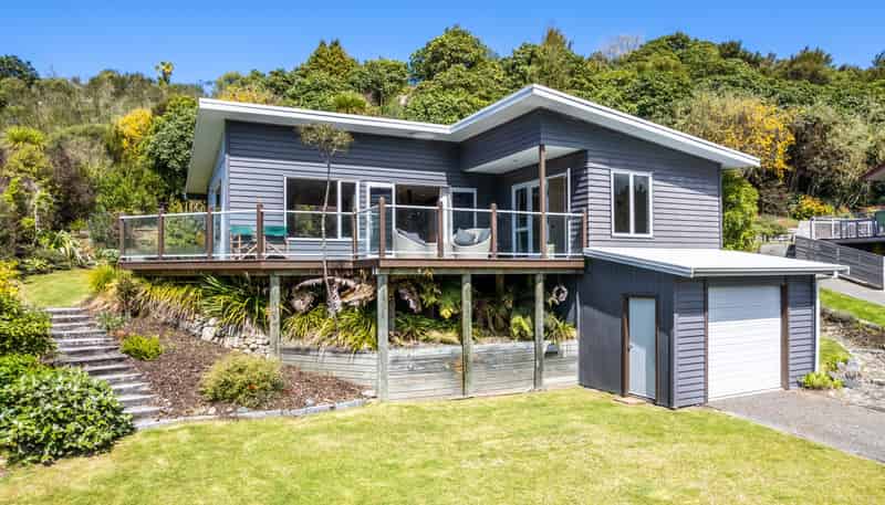 11 Poriwira Drive, Whareroa