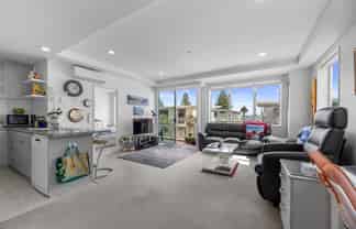 6/12 Maunganui Road, Mount Maunganui