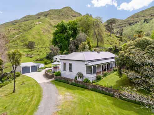 1231 Aropaoanui Road, Tutira