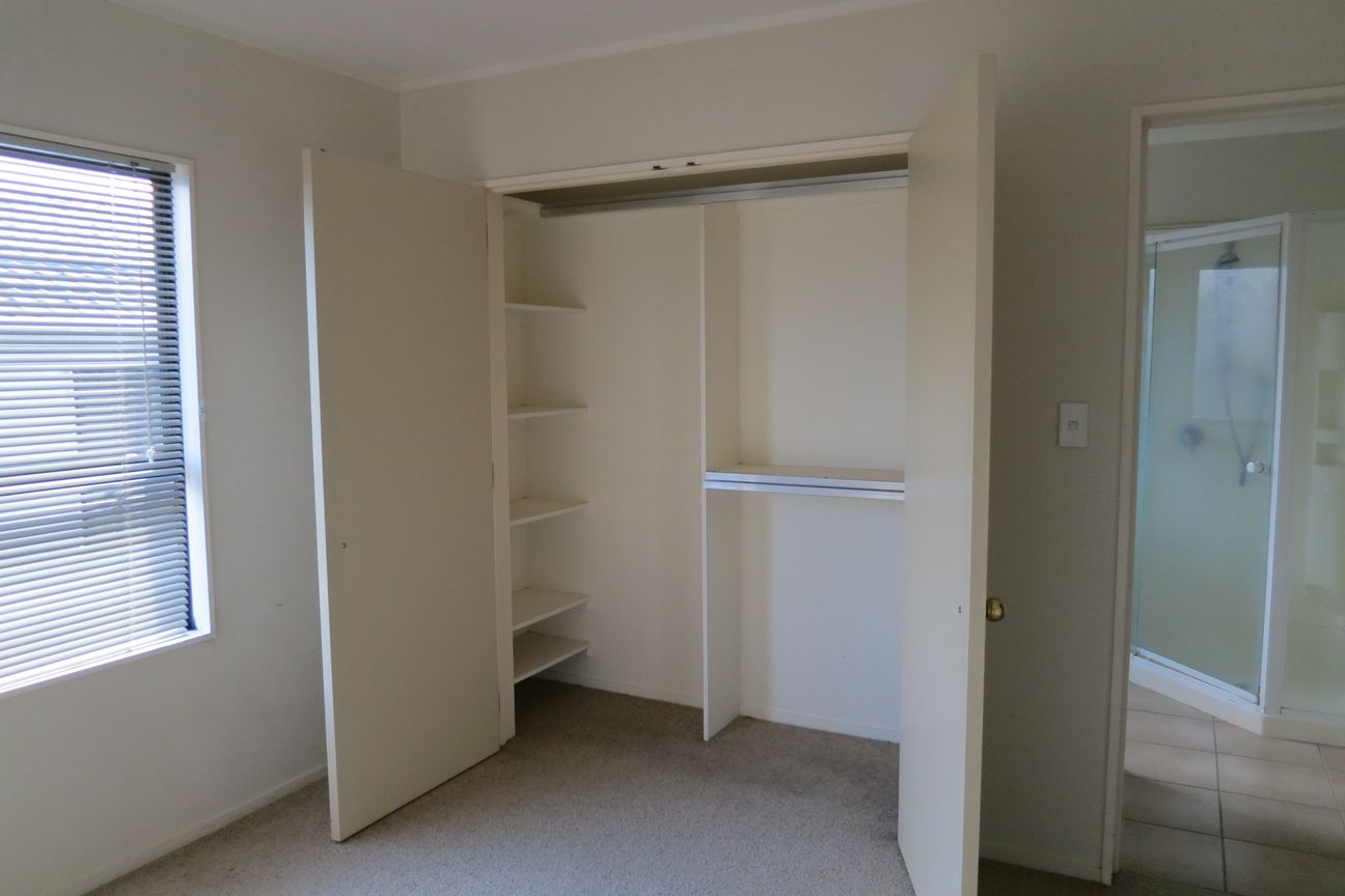 Free standing 3 bedrooms/2 bathrooms, no exit str - Widok 5