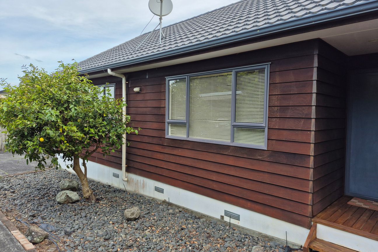 Free standing 3 bedrooms/2 bathrooms, no exit str - Widok 2