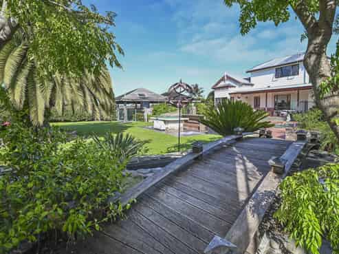 74 Longlands Road East, Longlands
