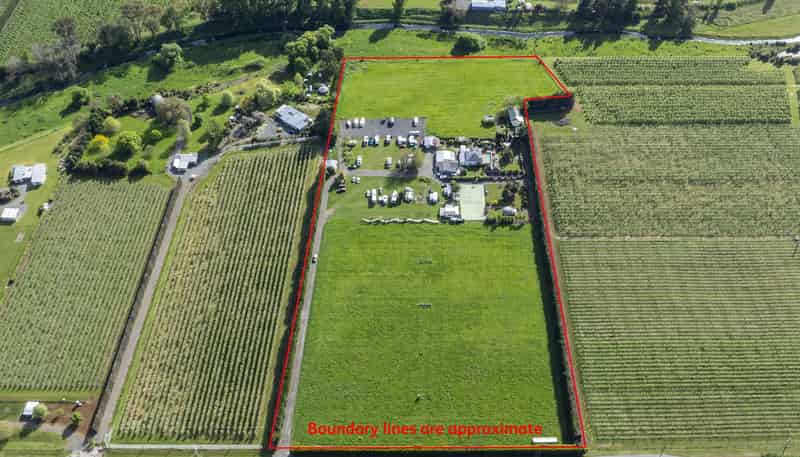 74 Longlands Road East, Longlands