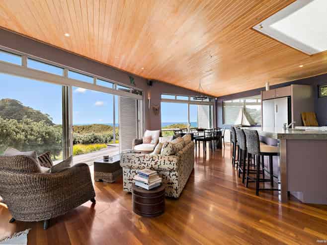 167 Sandhills Road, Great Barrier Island