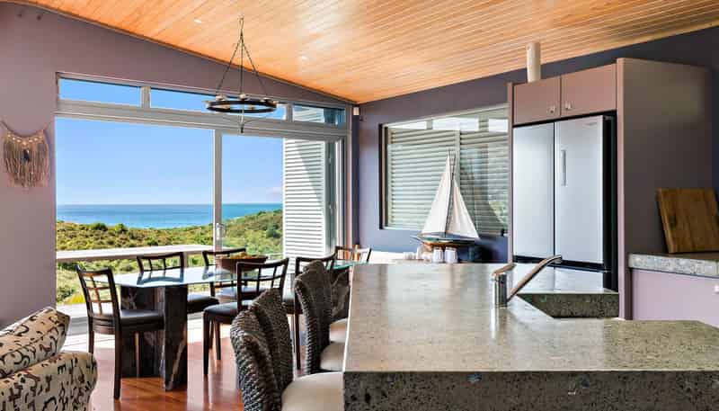 167 Sandhills Road, Great Barrier Island