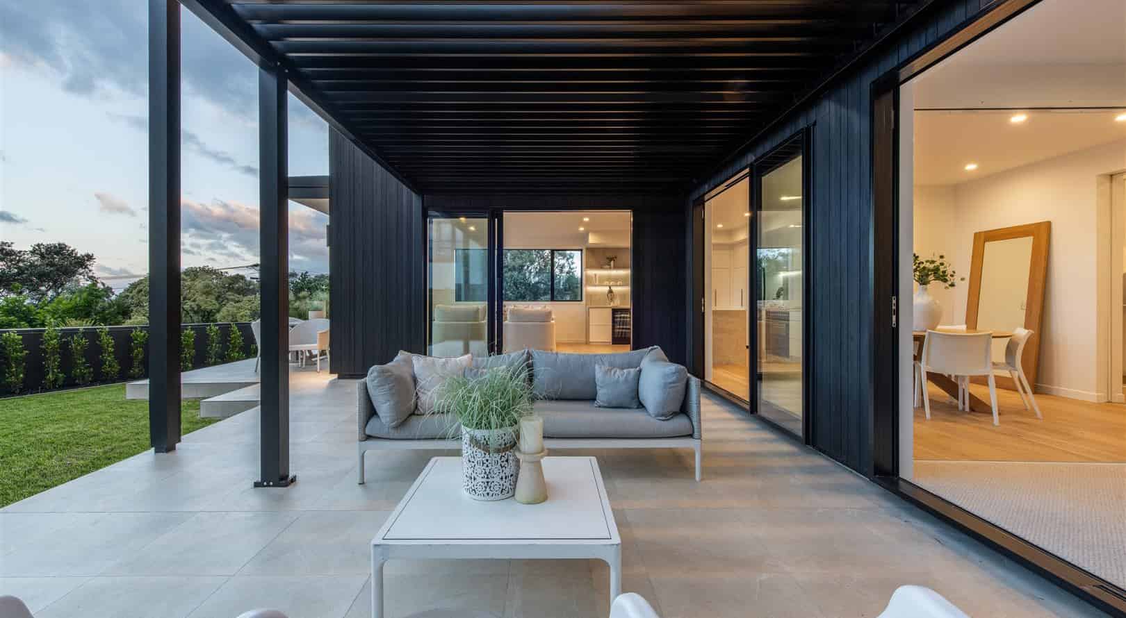 18A Eastcliffe Road, Castor Bay, North Shore City For Sale