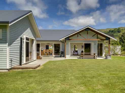 23 Waipuka Road, Havelock North