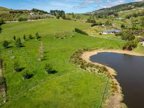 23 Waipuka Road, Havelock North