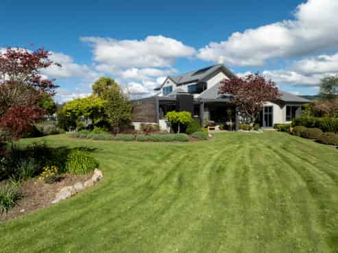 54 Bell Road, Brightwater