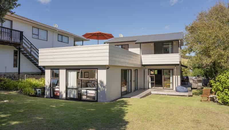 313 Tangiora Avenue, Whangapoua