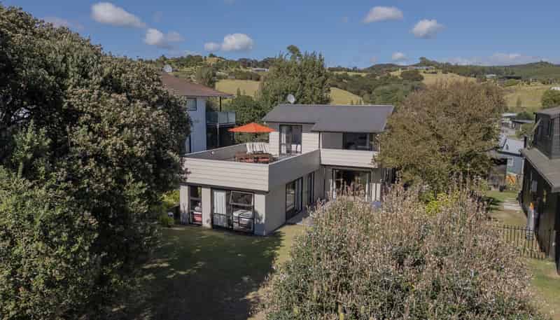 313 Tangiora Avenue, Whangapoua