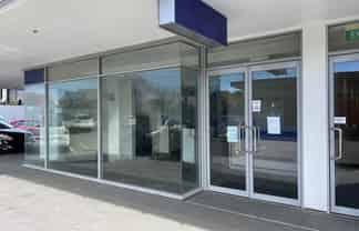 MODERN RETAIL UNIT
