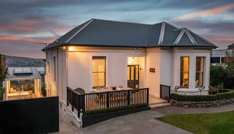 422 Highgate, Roslyn