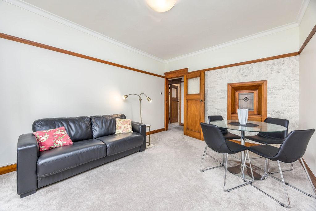 Heritage Elegance Meets CBD Convenience - Widok 5