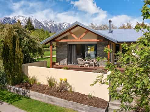 35 Oregon Drive, Kelvin Heights