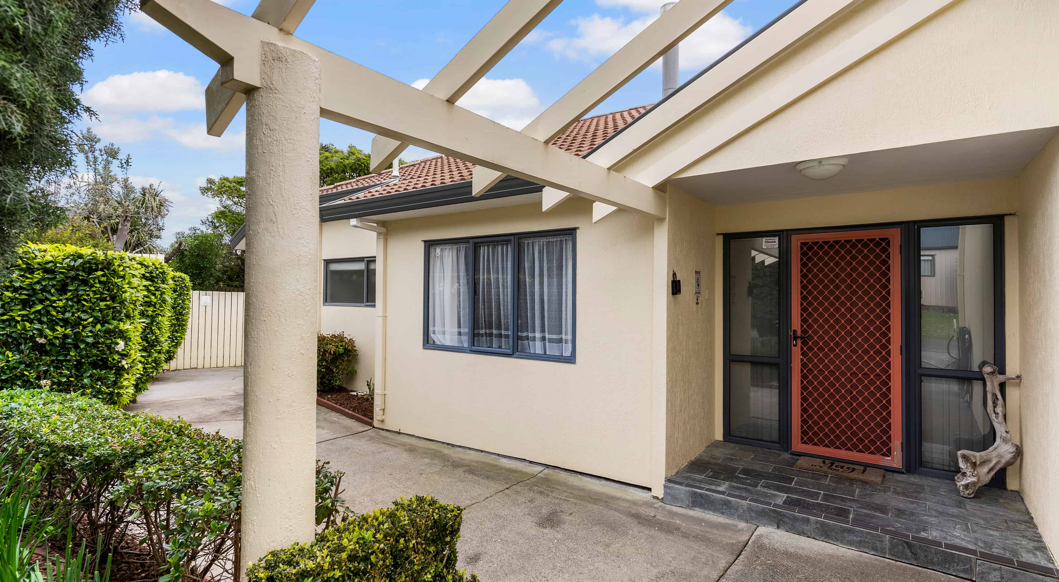 17 Charlotte Street, Stanmore Bay, Rodney For Sale realestate.co.nz