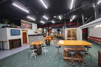 Large Central Retail Lease Opportunity