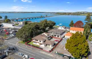 182 Devonport Road, Avenues