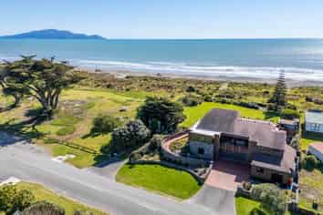 71-73 Rodney Avenue, Te Horo Beach